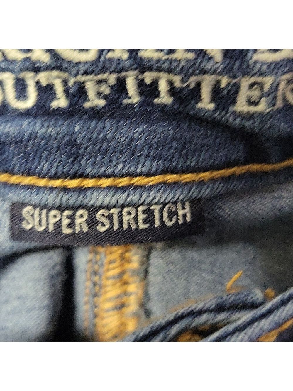 AMERICAN EAGLE OUTFITTERS JEGGING SZ 4 LIKE NEW - Picture 4 of 10